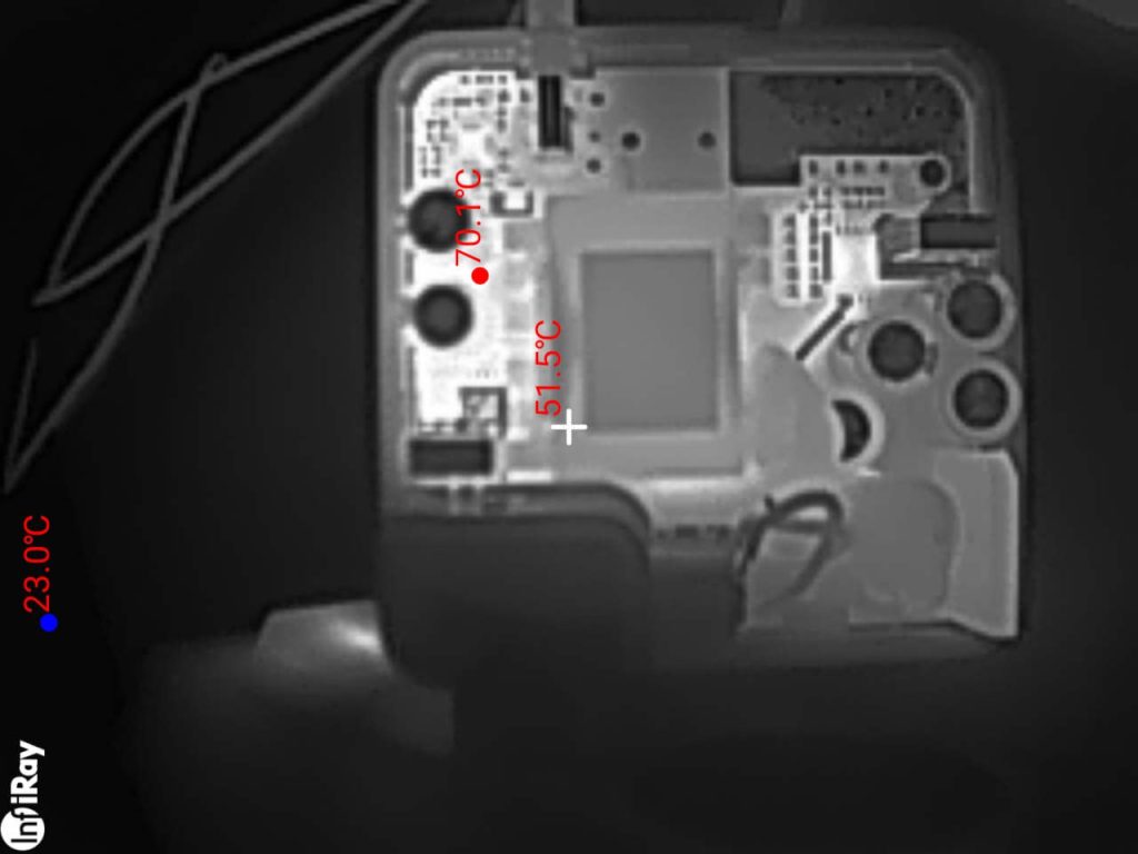 Full thermal image of the PD-87W charger circuit board showing a 70.1°C hot spot.